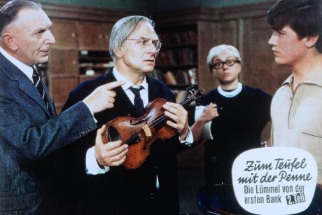 Die L�mmel von der ersten Bank - Zum Teufel mit der Penne